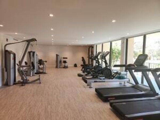 859 JEFFERY Street 306, Boca Raton, FL 33487