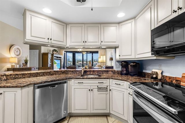 3020 MATECUMBE KEY ROAD 303, Punta Gorda, FL 33955