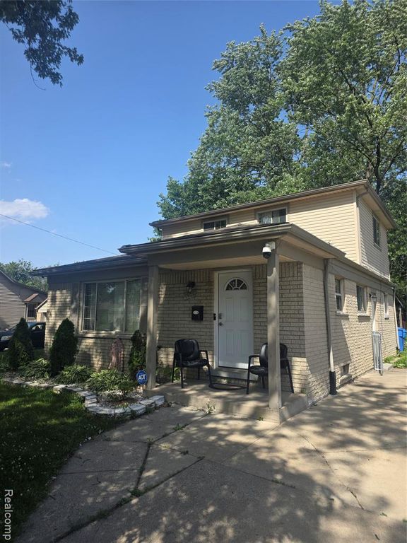 4451 Harding Street, Dearborn Heights, MI 48125