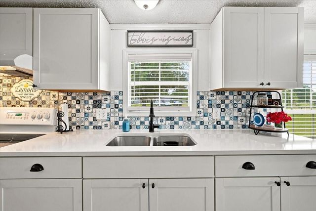 4905 KYLE LEE LANE, Plant City, FL 33567