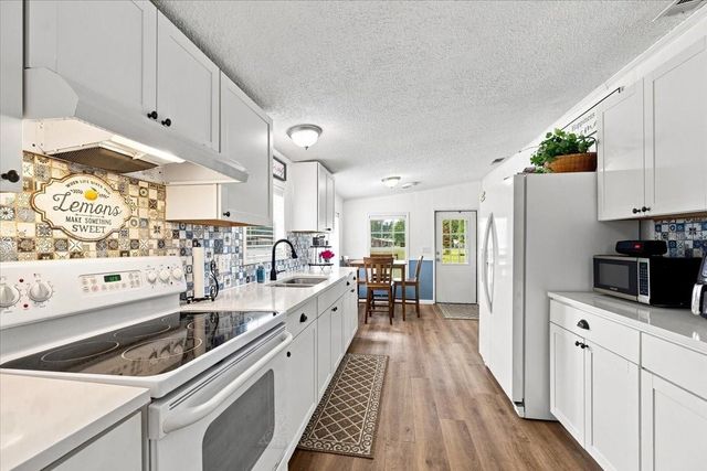 4905 KYLE LEE LANE, Plant City, FL 33567