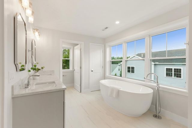30 Calvin St, Lexington, MA 02420