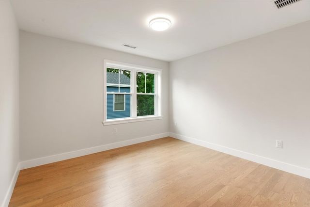 30 Calvin St, Lexington, MA 02420