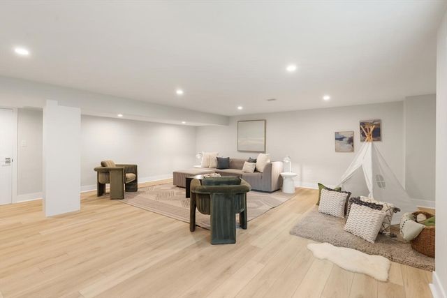 30 Calvin St, Lexington, MA 02420
