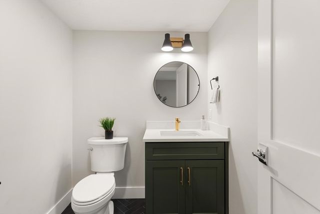30 Calvin St, Lexington, MA 02420
