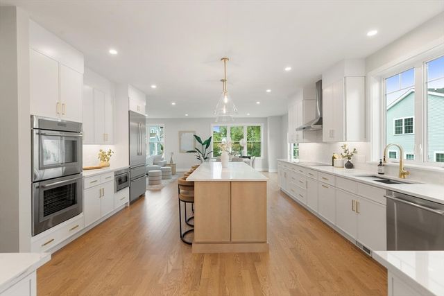 30 Calvin St, Lexington, MA 02420
