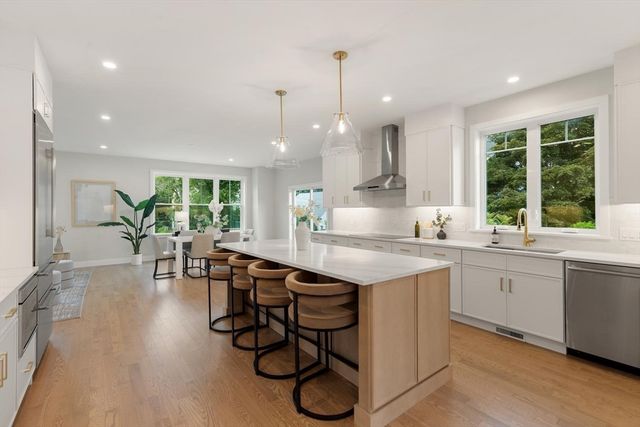 30 Calvin St, Lexington, MA 02420