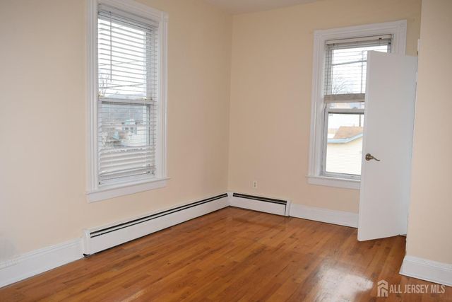 73-75 Woodbridge Avenue 4, Sewaren, NJ 07077