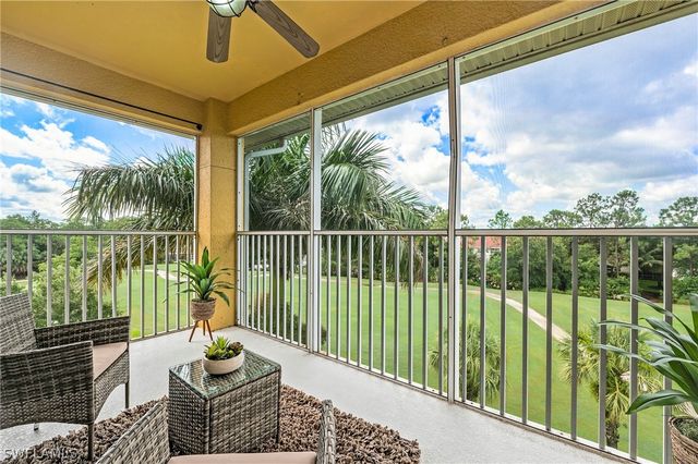 6820 Sterling Greens PL 401, Naples, FL 34104