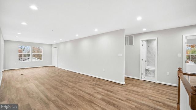 921 BALBOA AVE, Capitol Heights, MD 20743