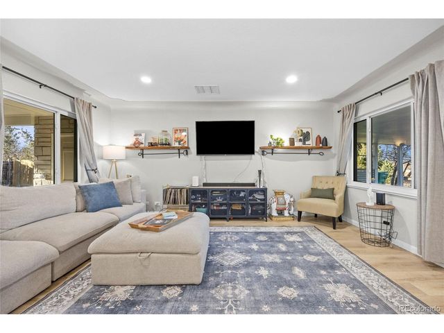 1395 Kline St, Lakewood, CO 80215