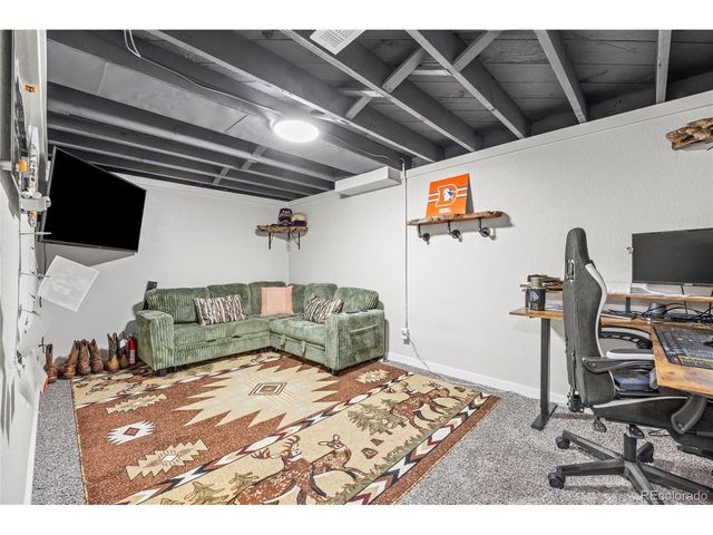 1395 Kline St, Lakewood, CO 80215