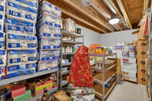 731 S 3050 W, Syracuse, UT 84075