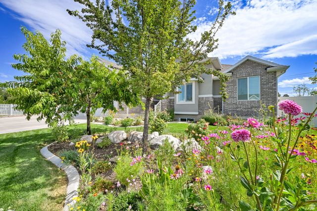 731 S 3050 W, Syracuse, UT 84075