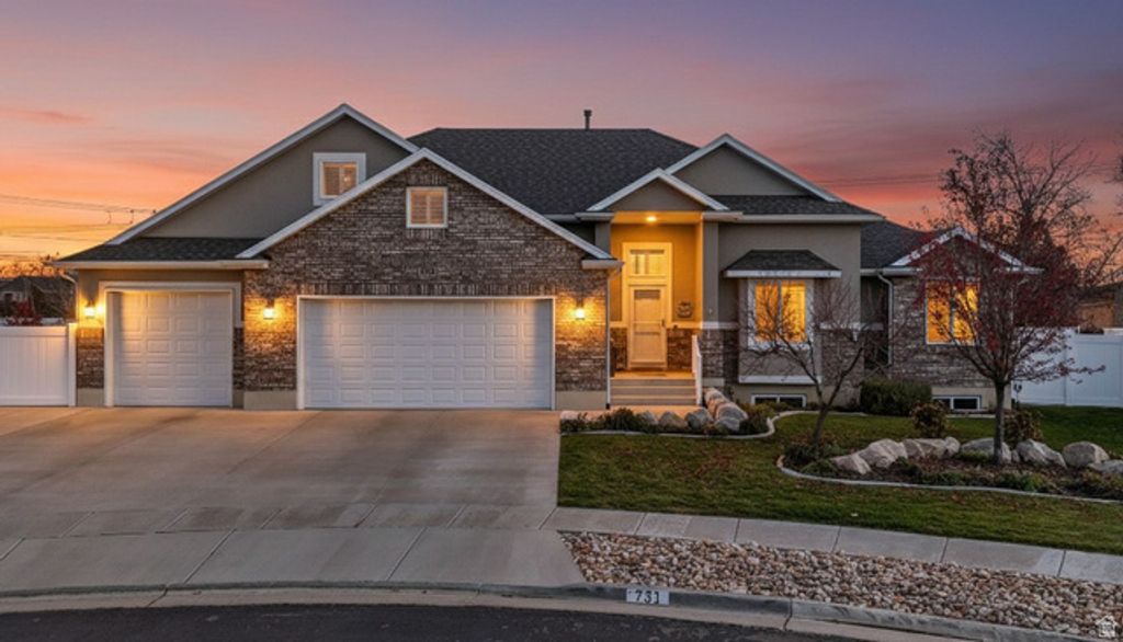 731 S 3050 W, Syracuse, UT 84075