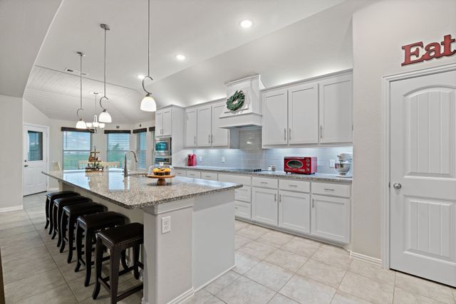 8933 Winding Way, Godley, TX 76044