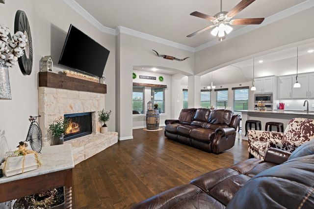 8933 Winding Way, Godley, TX 76044