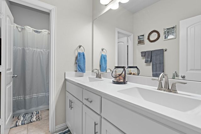 8933 Winding Way, Godley, TX 76044