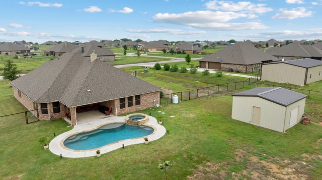 8933 Winding Way, Godley, TX 76044