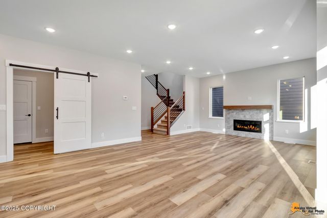 8869 Chalk Hill Loop, Anchorage, AK 99502