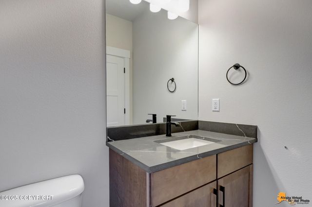 8869 Chalk Hill Loop, Anchorage, AK 99502