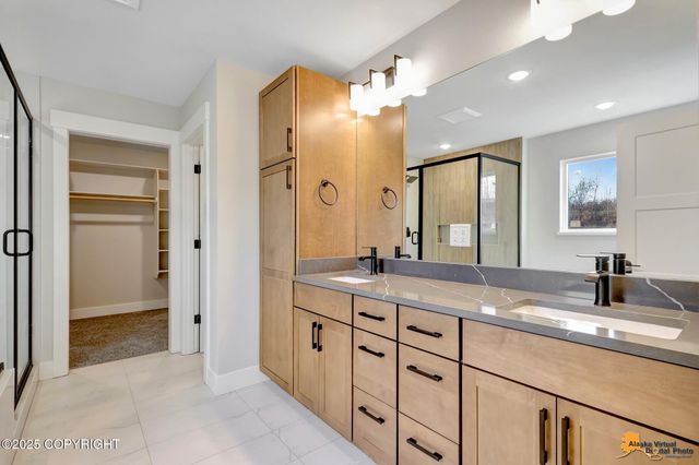 8869 Chalk Hill Loop, Anchorage, AK 99502