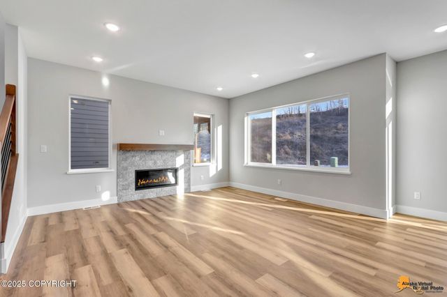 8869 Chalk Hill Loop, Anchorage, AK 99502