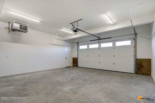 8869 Chalk Hill Loop, Anchorage, AK 99502