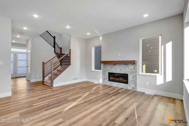 8869 Chalk Hill Loop, Anchorage, AK 99502