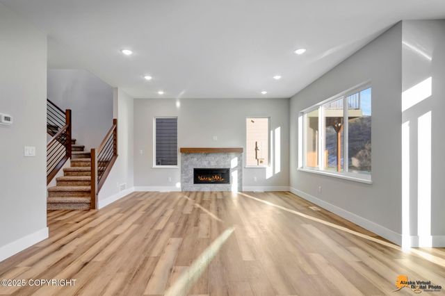 8869 Chalk Hill Loop, Anchorage, AK 99502