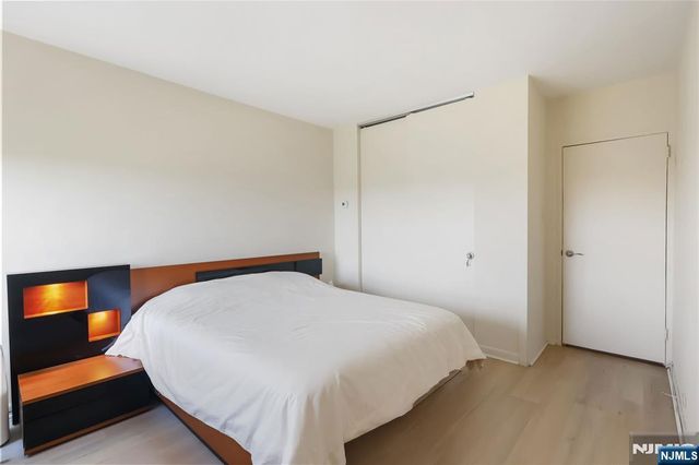 1 Horizon Road 1001, Fort Lee, NJ 07024