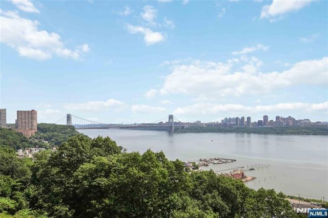 1 Horizon Road 1001, Fort Lee, NJ 07024