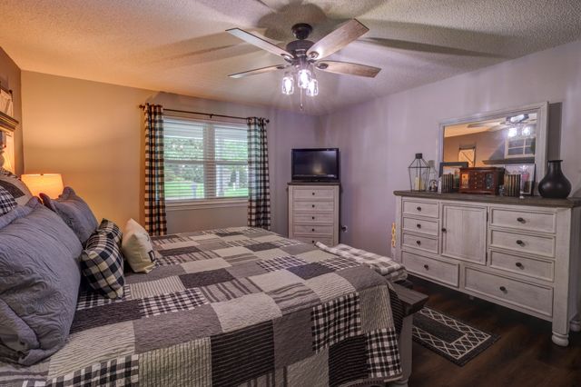 4010 Banner Crest Drive, Ooltewah, TN 37363