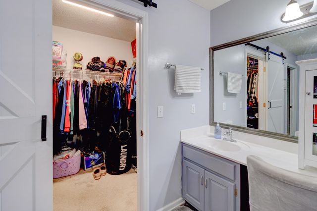 4010 Banner Crest Drive, Ooltewah, TN 37363