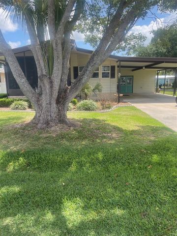 2804 WEKIVA ROAD, Tavares, FL 32778