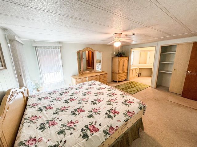 2804 WEKIVA ROAD, Tavares, FL 32778