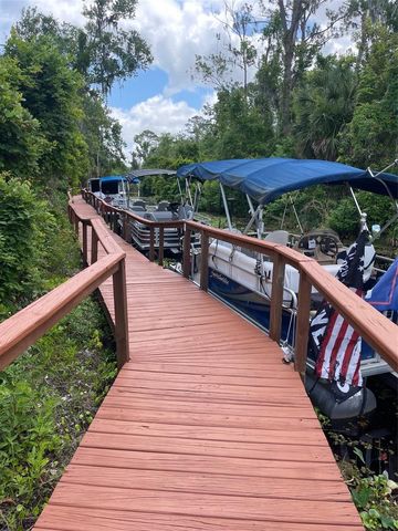 2804 WEKIVA ROAD, Tavares, FL 32778