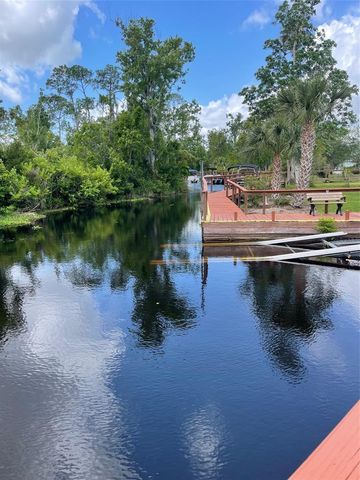 2804 WEKIVA ROAD, Tavares, FL 32778