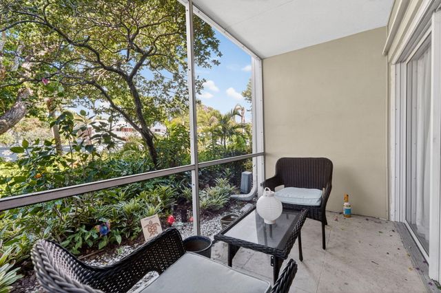 91 Willow Road 104, Tequesta, FL 33469