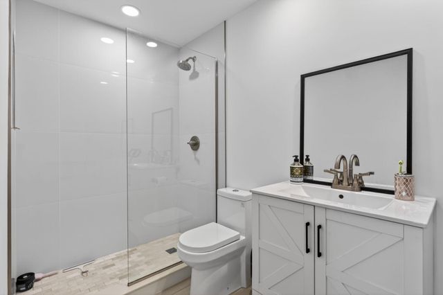 91 Willow Road 104, Tequesta, FL 33469