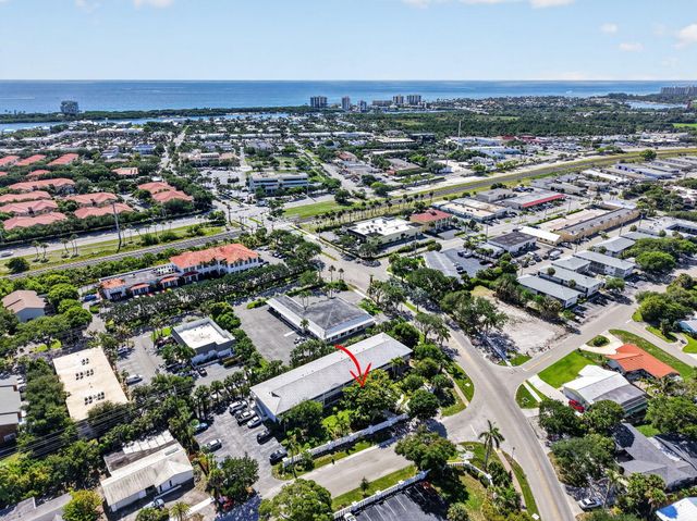 91 Willow Road 104, Tequesta, FL 33469