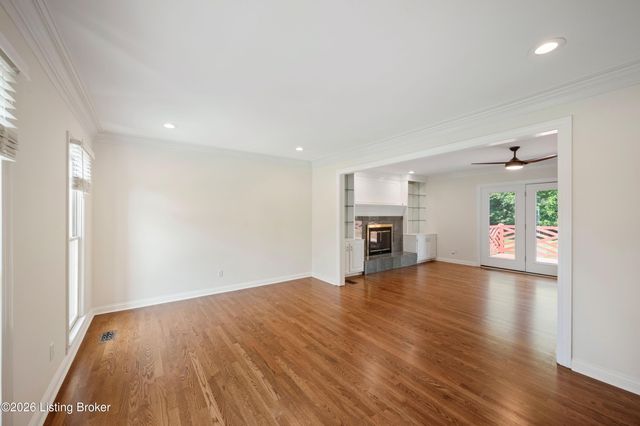 4503 Wolfspring Dr, Louisville, KY 40241