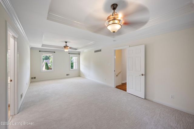 4503 Wolfspring Dr, Louisville, KY 40241