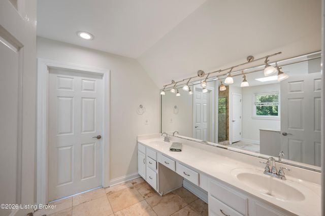 4503 Wolfspring Dr, Louisville, KY 40241