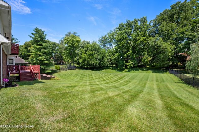 4503 Wolfspring Dr, Louisville, KY 40241