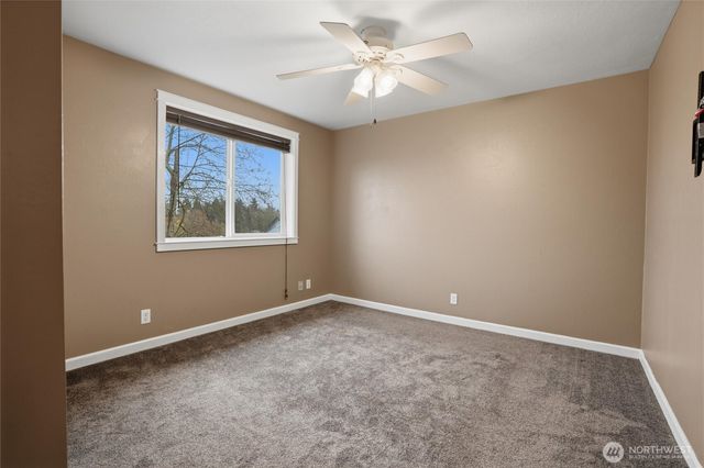 19855 Stavanger Loop NE, Poulsbo, WA 98370