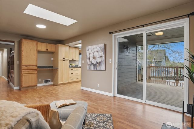 19855 Stavanger Loop NE, Poulsbo, WA 98370