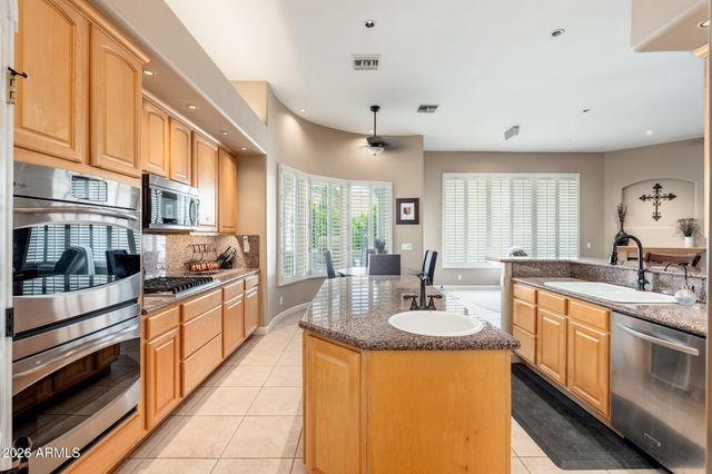 2625 N 24TH Street 37, Mesa, AZ 85213