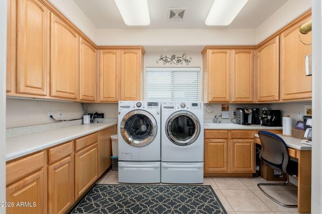 2625 N 24TH Street 37, Mesa, AZ 85213