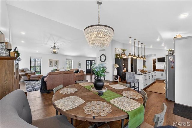 8104 Brickyard Hill Road, Worden, IL 62097